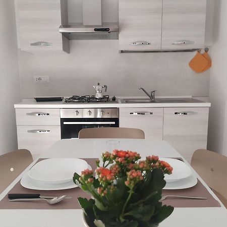 Lormar House Appartement Oristano Buitenkant foto