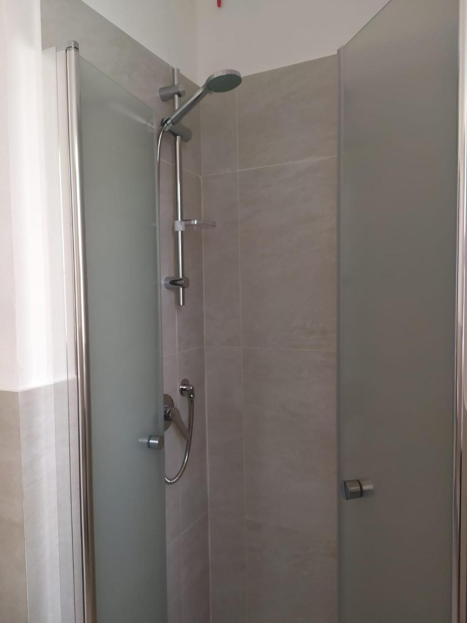 Lormar House Appartement Oristano Buitenkant foto